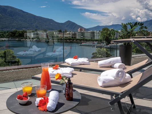 Hotel & Lounge LAGO MAGGIORE