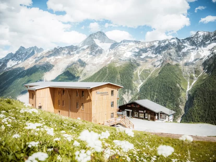 Hotel Momentum – die Lauchernalp Lodge