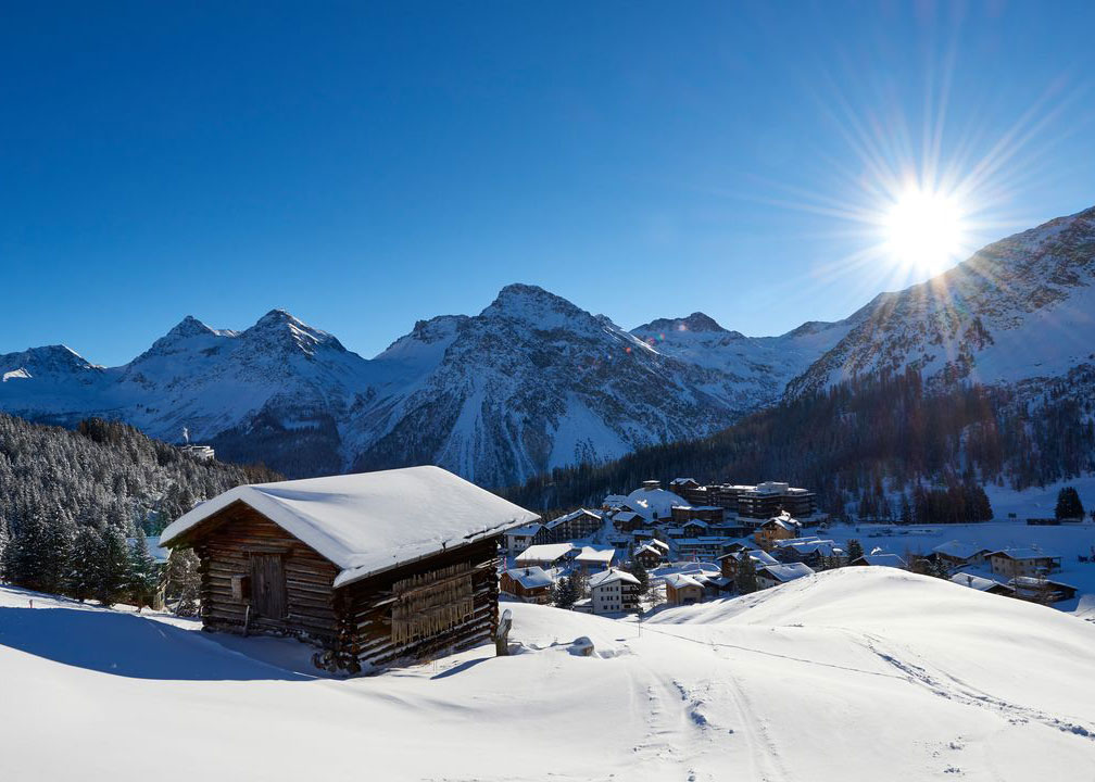Hotels in Grisons, Save up to 50% online with Hotelcard-Arosa / Lenzerheide  43 ski lifts, gondolas and chairlifts ensure that skiers in Arosa-Lenzerheide h