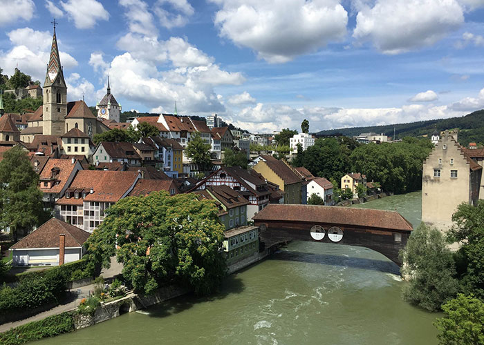 Hotels in Aargau Region-Baden Baden is pure history. The more than 1,000-year-old ruins are enthroned above the town, and th
